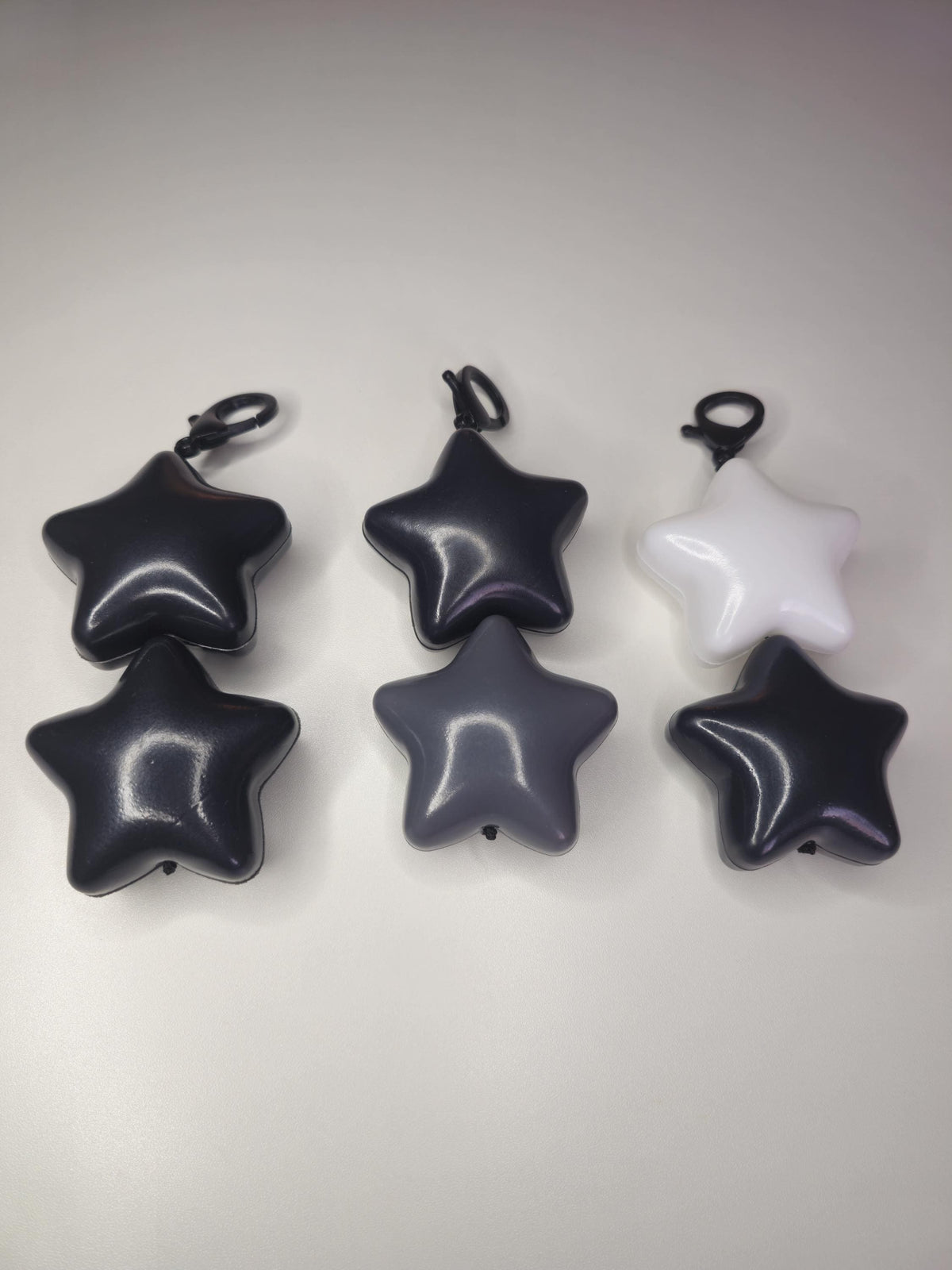 Jumbo Puffy star keychain/zipper backpack charm Gray and White. fairy kei, decora fashion